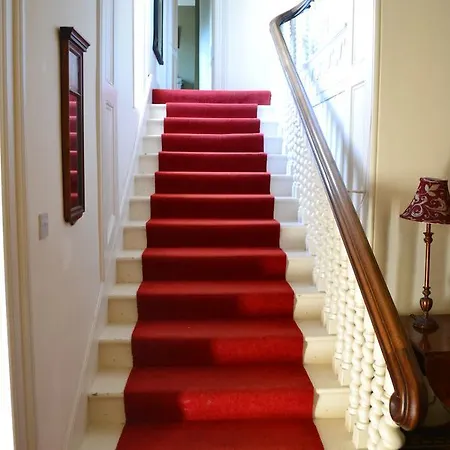 Skryne Castle Bed & Breakfast Ross Cross Roads