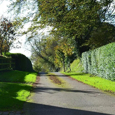 Skryne Castle Bed & Breakfast *