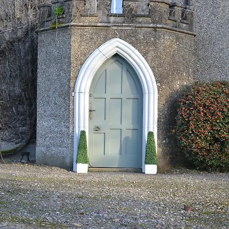 Bed & Breakfast Skryne Castle